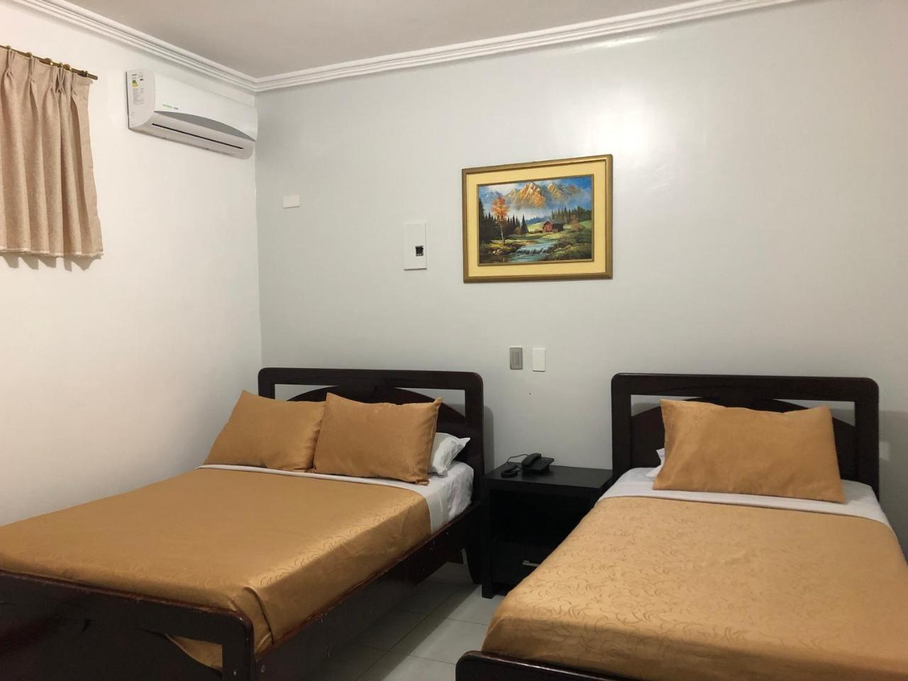 Hotel Plaza Central Huaquillas Luaran gambar